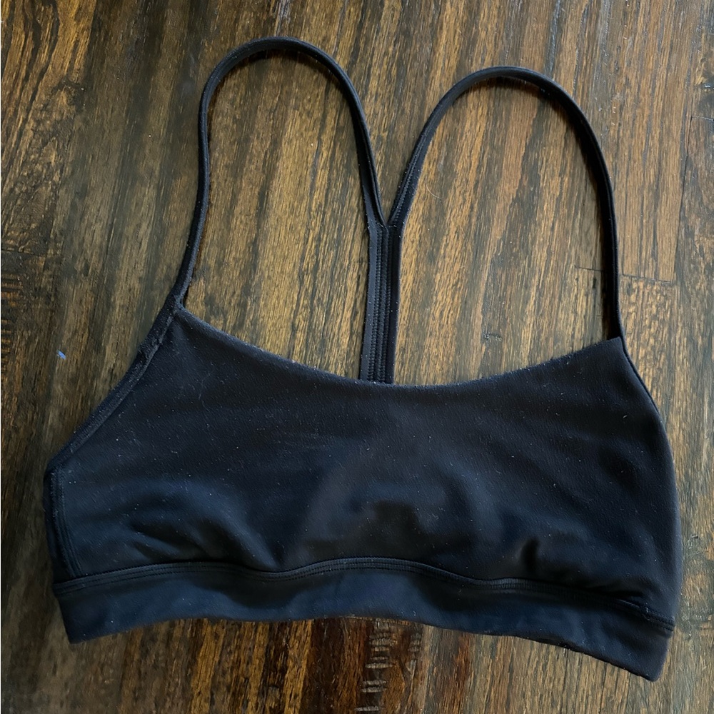 Lululemon, size 4, black, Flow Y Bra Nulu
Light Support